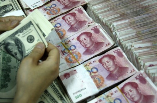 China devalues the Yuan for the third consecutive day - ảnh 1
